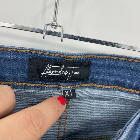 Alexander Jane The OG Tummy Control Denim Shorts cuffed Bermuda XL - Picture 5 of 9